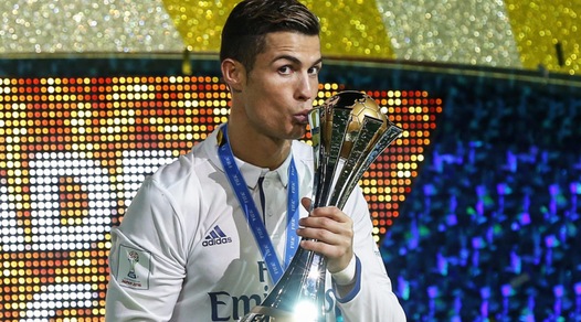 Cristiano Ronaldo: «I soldi non sono importanti, voglio restare al Real Madrid»