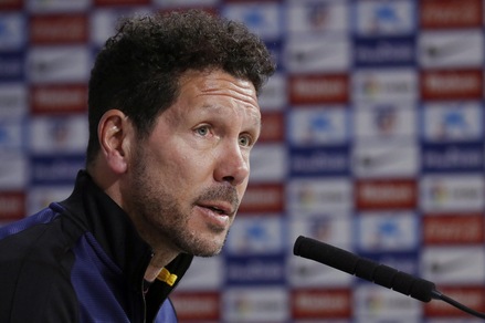 Simeone non ha dubbi: «All'Atletico Madrid dovranno sopportarmi ancora»
