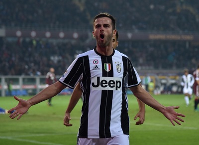 «Arsenal su Pjanic, c'è l'ok del giocatore»