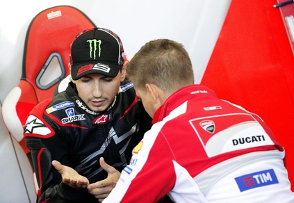 MotoGp, Lorenzo: «Ora con Rossi sarà più facile essere amici»