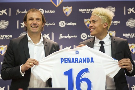 Malaga, Peñaranda si presenta: «Qui per consacrarmi»