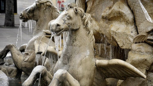 Neve e ghiaccio sull'Italia, anche il calcio rischia lo stop