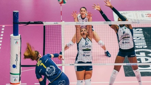 Volley: A2 Femminile, Chieri espugna Trento al tie break