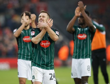 FA Cup, incredibile Plymouth: costringe il Liverpool al replay. Bene il Chelsea di Conte