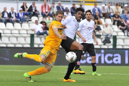 Pro Vercelli, rientra Starita: in uscita Malonga e Baldini