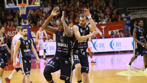 Colpo Cremona! Reggio va ko. Brescia, Coppa Italia storica