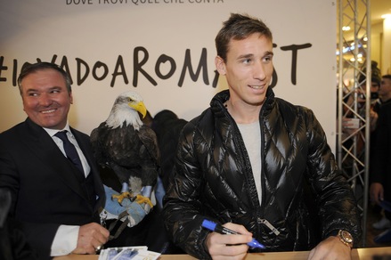 Biglia: «Il contratto? Stiamo parlando, l'importante è che le due parti abbiano voglia»