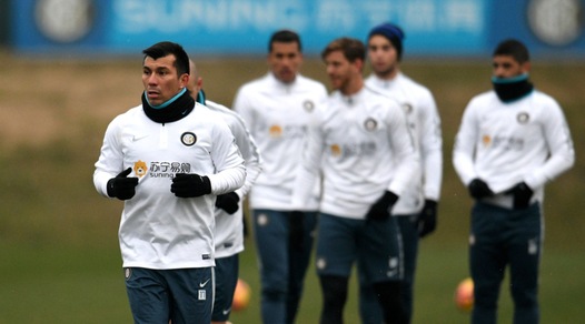 Inter: Medel torna ad allenarsi in gruppo ad Appiano