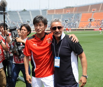 Incredibile Miura: giocherà fino a 50 anni