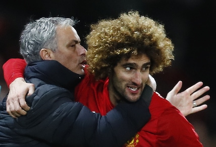 Manchester United, Fellaini non parte più e prolunga fino al 2018