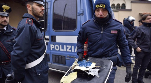 Allarme bomba al Pitti uomo, poi rientrato: c'erano giocatori della Fiorentina
