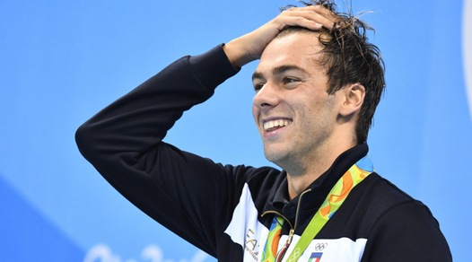 Malagò consegna il Collare d'Oro a Paltrinieri: «Ora voglio il terzo»