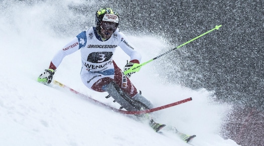 Murisier vince lo slalom sotto la neve di Wengen, sfortunato l'azzurro Fill