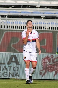 Cagliari-Genoa 4-1: non basta Simeone, Borriello show