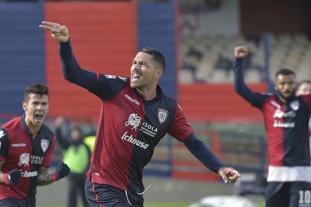 Illusione Genoa, poi il Cagliari impone la 'legge del Sant'Elia'