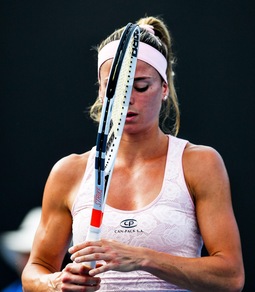 Tennis, Australian Open: la Giorgi cede sotto i colpi della Bacsinszky