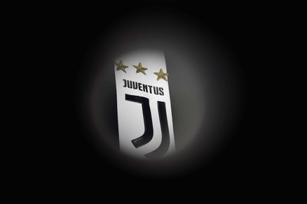 Logo Juventus, le reazioni dei tifosi: tra nostalgia e sguardo al futuro