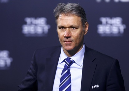 Dagli Shoot out all'abolizione del fuorigioco: ecco gli 8 punti della rivoluzione Van Basten