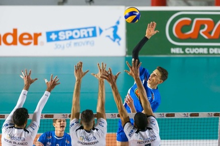 Volley: A2 Maschile Girone Bianco, Lagonegro supera un buon Club Italia