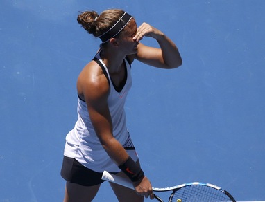 Australian Open, Sara Errani costretta al ritiro: «Non potevo continuare»