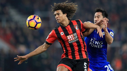 Aké torna al Chelsea: lo ha chiesto Conte