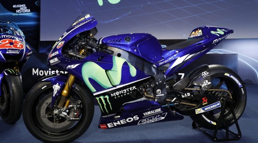 Rossi e Viñales presentano la nuova Yamaha M1