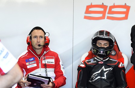 MotoGp, Lorenzo: «Penso solo a vincere il titolo»