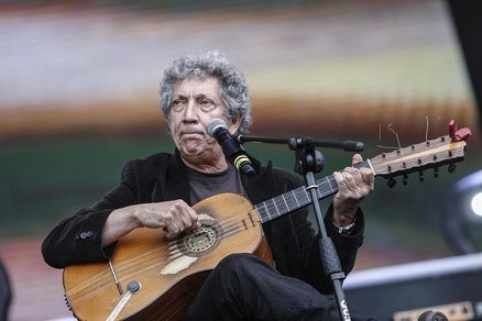 Eugenio Bennato a Roma con le sue “Canzoni di Contrabbando”