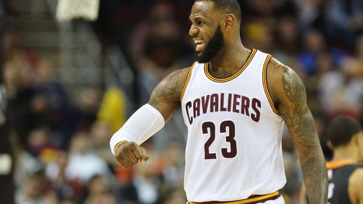 NBA, LeBron James: "Popovich il migliore di sempre"