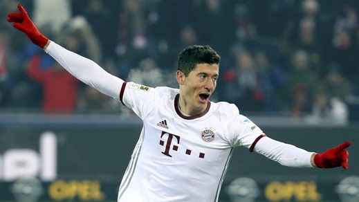 Friburgo-Bayern Monaco 1-2: la decide Lewandowski al 91'