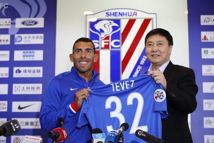 Calciomercato, Tevez si presenta in Cina: «Sarà una grande sfida»