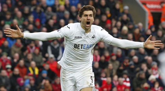 Premier League: Liverpool-Swansea 2-3, il regalo di Llorente per Conte