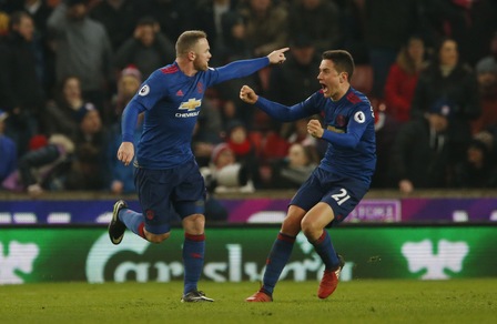Premier League, Rooney salva il Manchester United: 1-1 con lo Stoke