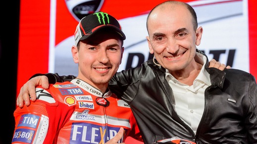 MotoGP, Domenicali: «In Ducati Lorenzo può vincere più di Stoner»
