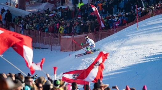Slalom Kitzbühel: vince Hirscher, Ryding storico 2°