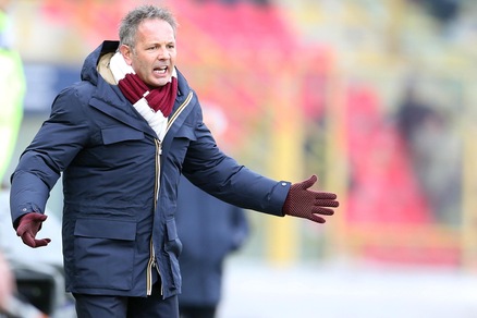 Torino, Mihajlovic scarica Maxi Lopez: «Non ha perso un chilo in quattro mesi»