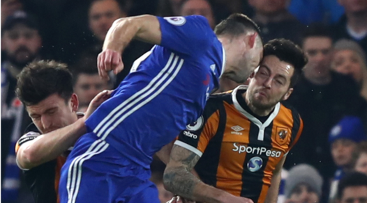 Premier League, che spavento per Mason: botta in testa durante Chelsea-Hull