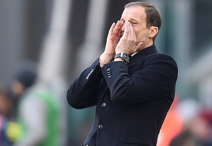 Juventus, Allegri vara il modulo a quattro punte