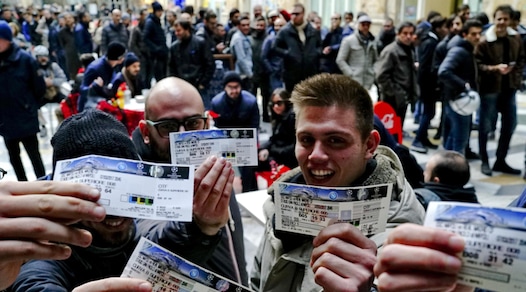 Champions League, Premium 'oscura' ai tifosi gli ottavi di Juventus e Napoli