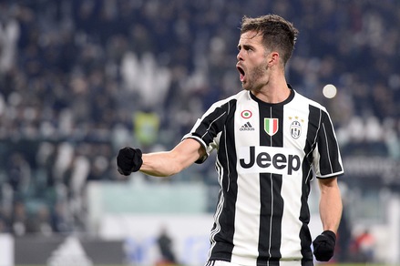 Pjanic: «La Juve mi cercava da anni, giusto cambiare aria»