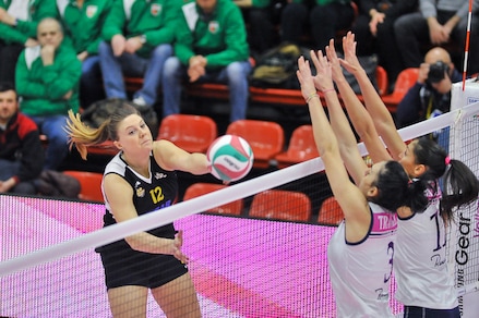 Volley: Coppa Italia A2 femminile, passano Trento, Legnano e Pesaro