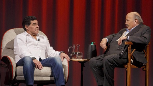 Maradona attacca ancora Icardi: «E' un traditore, prima o poi la pagherà»