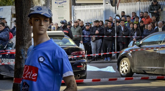 Ucciso in un agguato ex giocatore delle giovanili del Napoli