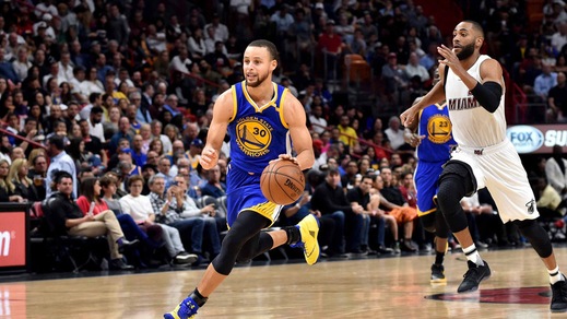Curry asfalta i Clippers, Gallinari stellare a Phoenix