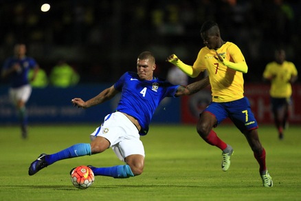 Calciomercato Juventus, ricambio generazionale in difesa: piace Lyanco