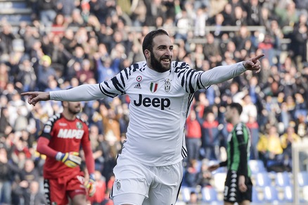 Serie A: Sassuolo-Juventus 0-2, altri 3 punti per Allegri