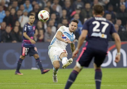 Calciomercato Roma, dalla Francia: «Thauvin rinnova con il Marsiglia»