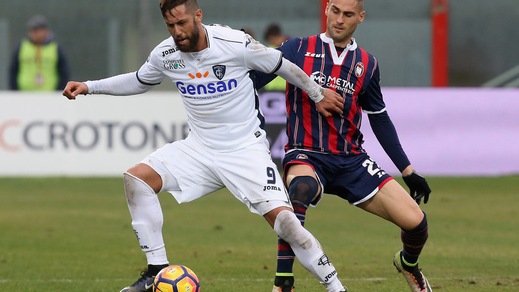 Serie A Crotone, Rosi punta il Palermo: «Credo nel sogno salvezza»