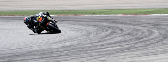 MotoGp Red Bull KTM, Smith: «Risultati incoraggianti nei test»