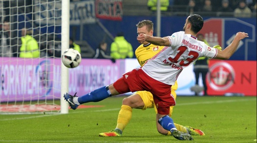 Bundesliga, Bayer Leverkusen ko: l'Amburgo vince di misura